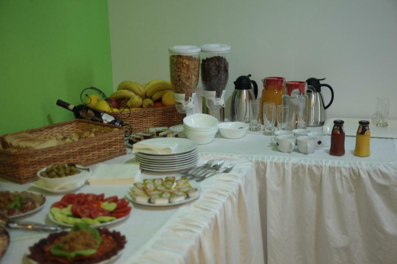 Hostel Royal Obrenovac  Zewnętrze zdjęcie