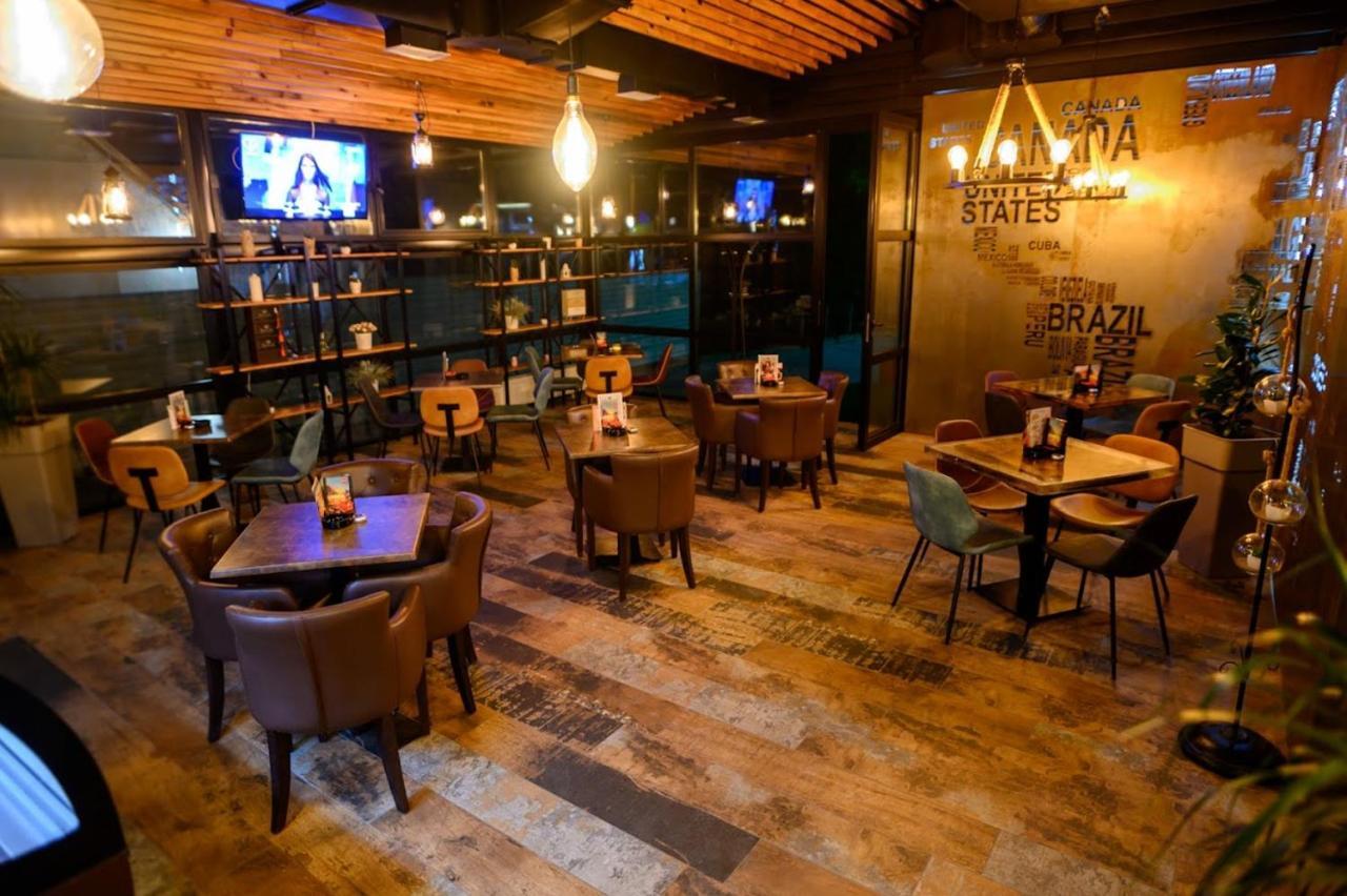 Hostel Royal Obrenovac  Zewnętrze zdjęcie