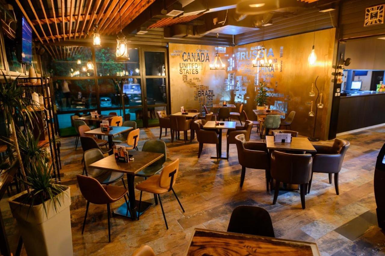 Hostel Royal Obrenovac  Zewnętrze zdjęcie