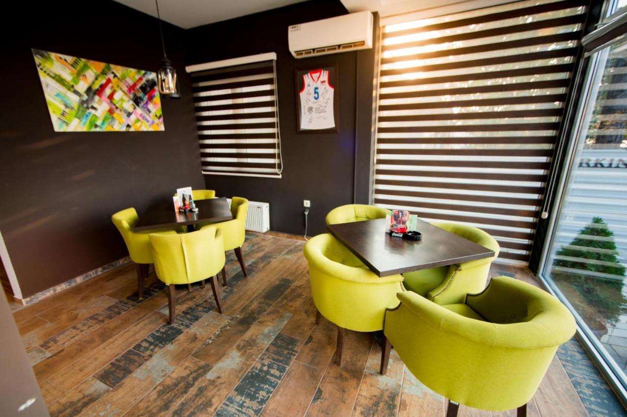 Hostel Royal Obrenovac  Zewnętrze zdjęcie